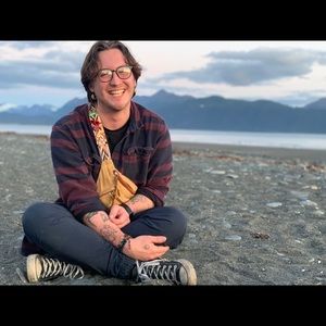 Meet your Posher, Zachary